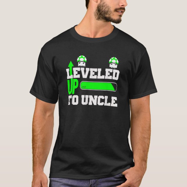Camiseta Leveled Up To Uncle New Uncle Retro Grunge Gamer  (Frente)