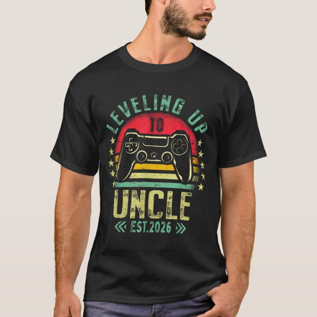 Camiseta Leveling Up To Uncle 2026 Funny Gamer Soon To Be U (Frente)