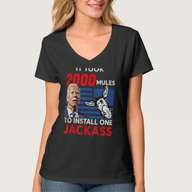 Camiseta Levou 2000 Mulas Para Instalar Uma Caca (Frente)