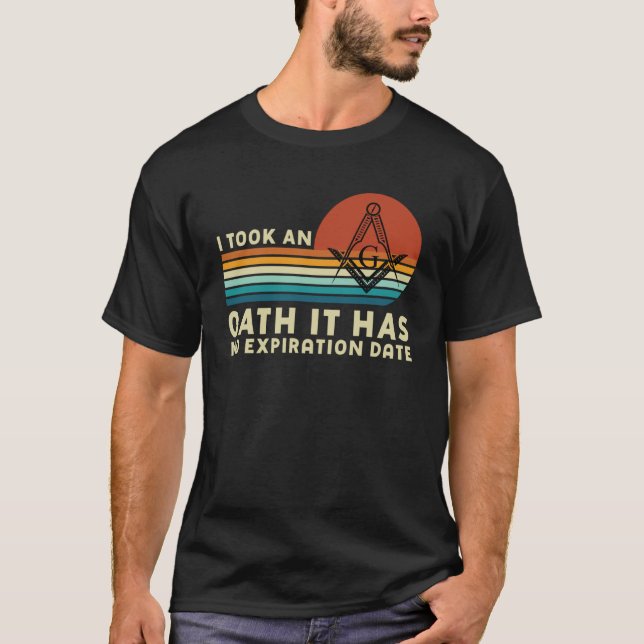 Camiseta Levou Um Juro Masônico Mestra Praça E Compass (Frente)