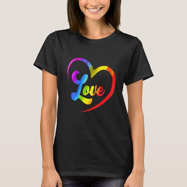 Camiseta Lgbt Half Rainbow Heart Celebra Orgulho Com Amor (Frente)