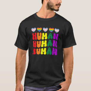 Camiseta LGBT Humano com Arco-Íris e Coração de Sinalizador