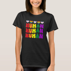 Camiseta LGBT Humano com Arco-Íris e Coração de Sinalizador