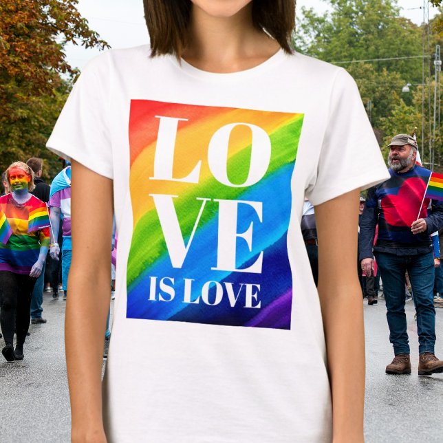 Camiseta Lgbt Orgulho gay Love Is Love (Criador carregado)