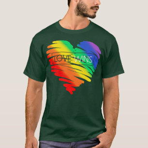 Camiseta LGBT Rainbow Heart Wins Gay Lésbica Trans Bi 