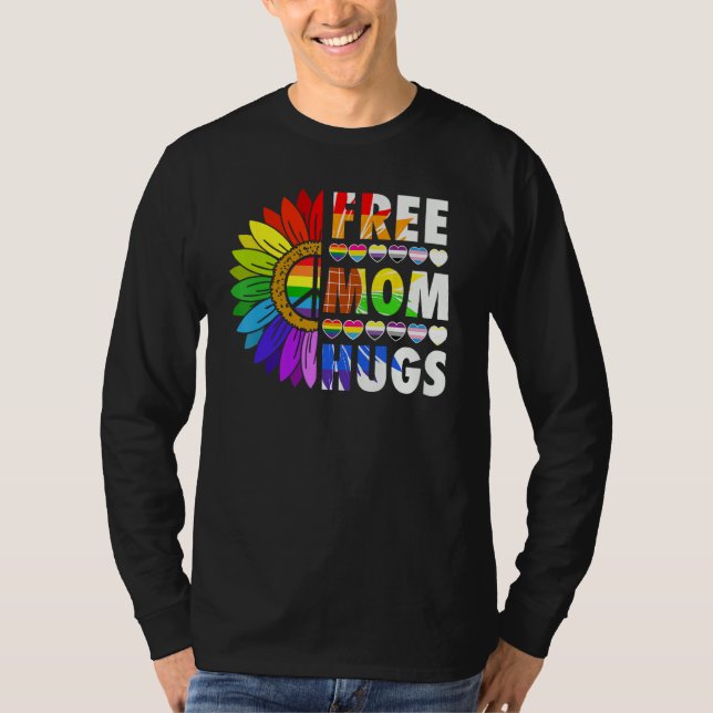 Camiseta LGBTQ Frees Mom Hugs Gay Pride LGBTQ Rainbow Mothe (Frente)