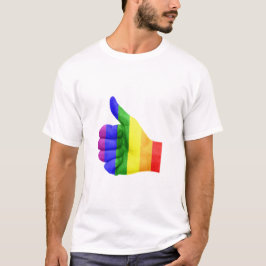 Camiseta LGBTQ manuseia acima da mão do arco-íris