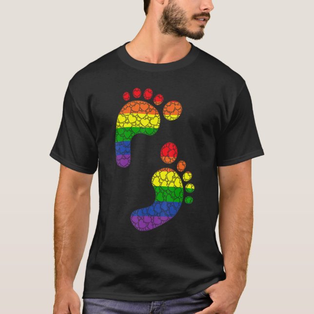 Camiseta Lgbtq Orgulho gay Rainbow Flag Love Hearny Foo (Frente)