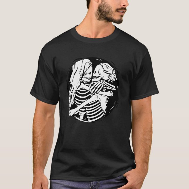 Camiseta LGBTQ Pride Lesbian Skeleton Halloween Valentine s (Frente)