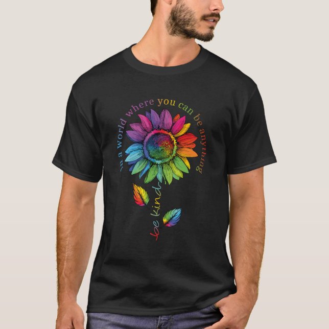 Camiseta Lgbtq Rainbow World Flower Orgulho Da Flor Seja Ig (Frente)