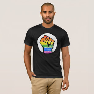 CAMISETA LGBTQ RESISTEM O PUNHO