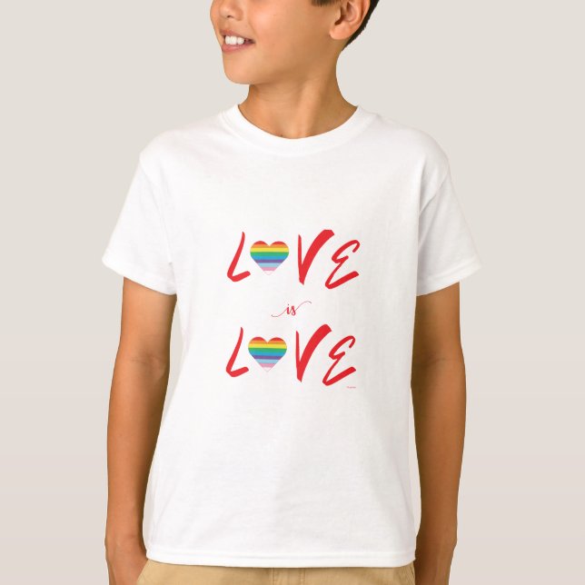 Camiseta LGBTQIA Love Sempre ganha Rainbow Pride T-Shirt (Frente)