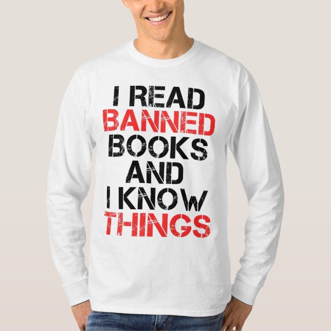 Camiseta Li Livros Banidos E Sei Coisas (Frente)