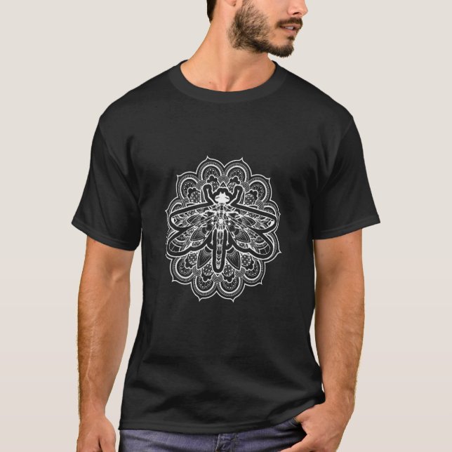 Camiseta Libélula Lua Colorido Mandala Zen Yoga Chakra Om (Frente)
