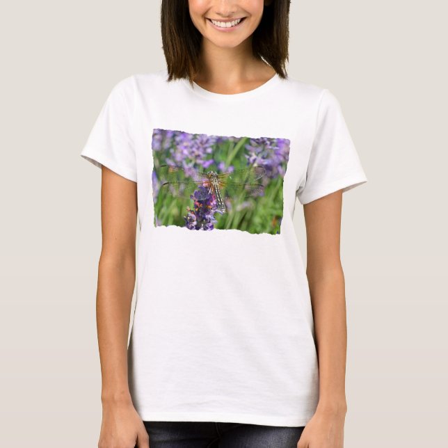 Camiseta Libélula no jardim da lavanda (Frente)