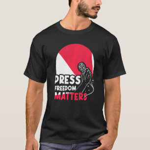 Camiseta Liberdade de Imprensa Importa Jornalismo de Direit