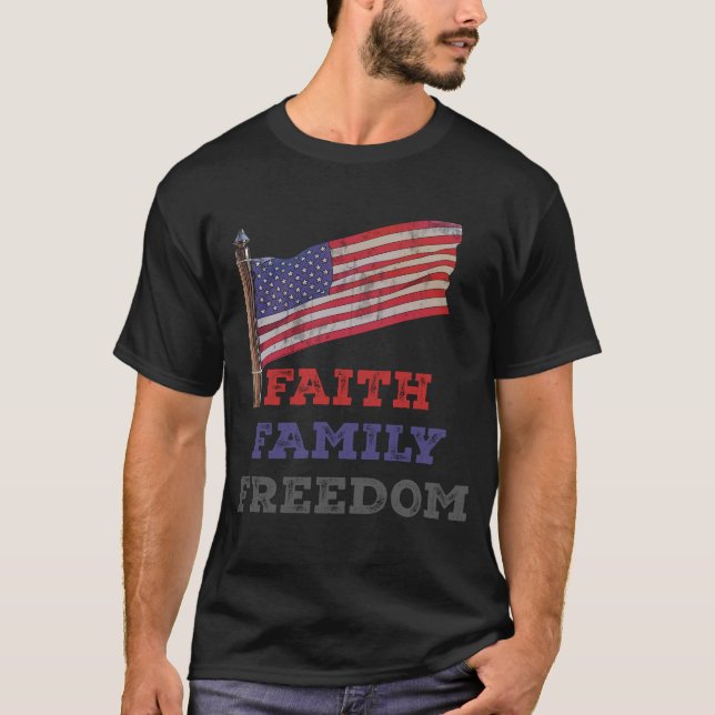 Camiseta Liberdade familiar justa (Frente)