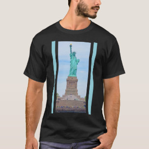 Camiseta Liberdade Iluminando o Mundo Poema de Lazarus