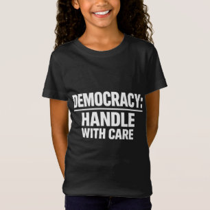 Camiseta Lide com a Democracia com Cuidado
