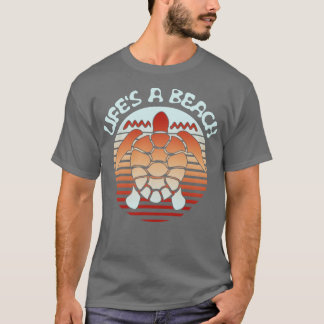 Camiseta Lifes A Beach Retro Sea Turtle