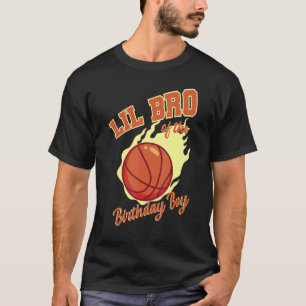 Camiseta Lil Bro Do Aniversário Da Família De Basquete