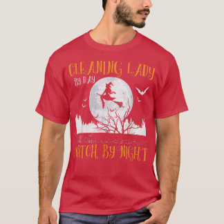 Camiseta Limpando A Bruxa Do Dia Por Mulheres Noturnas Hall