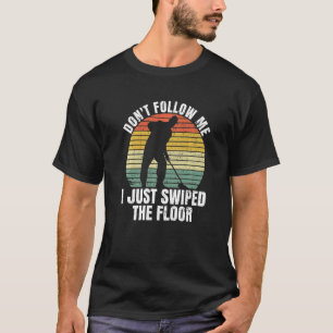 Camiseta Limpando Cotação de Custódia Escolar de um Monitor