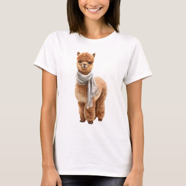 Camiseta Linda Alpaca Marrom Vestindo um Cachecol Branco (Frente)
