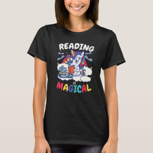 Camiseta Linda Citação de Leitor de Livros Mágicos Unicórni