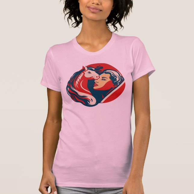 Camiseta Linda garota beijando seu cavalo de pônei (Frente)