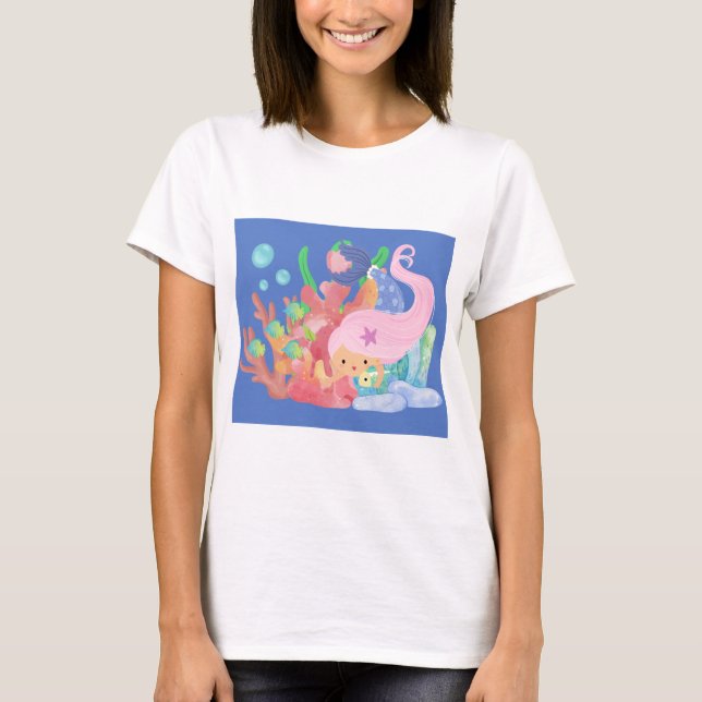 Camiseta Linda sereia-do-cabelo-rosa brincando abraçando um (Frente)