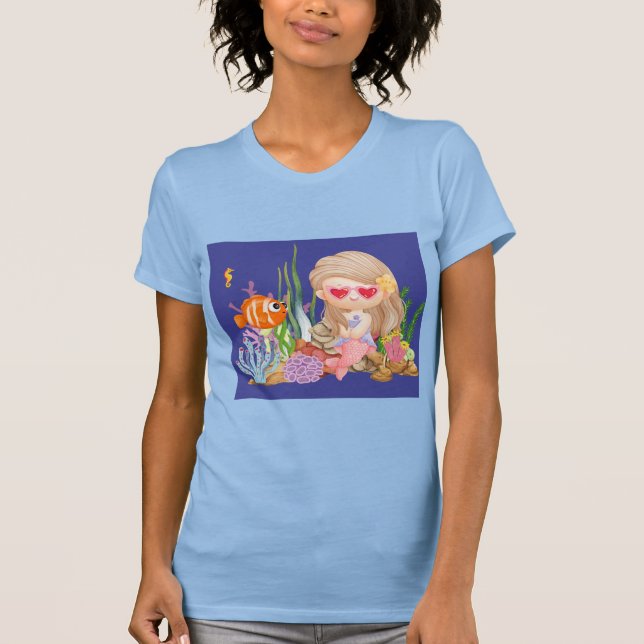 Camiseta Linda sereia-do-mar-de-bruxa brincando no mar (Frente)