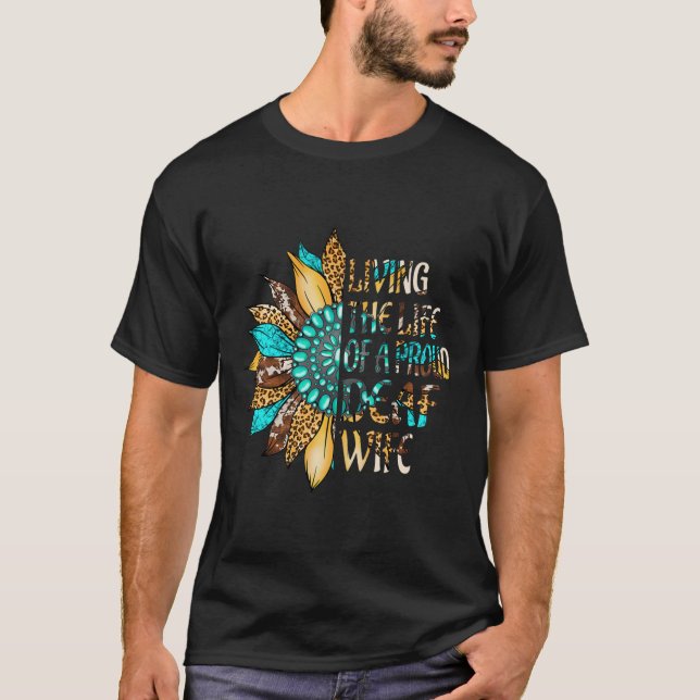 Camiseta Língua De Sinais Vivendo A Vida De Uma Orgulhosa M (Frente)