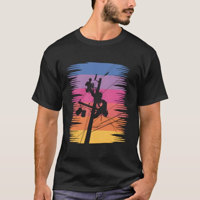 Camiseta Linha de Cabo de Alimentação da Linha Distante (Frente)