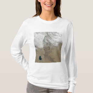 Camiseta Linhas distintivas de nuvens