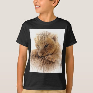 Camiseta Lion cub fecha olhos bonitos