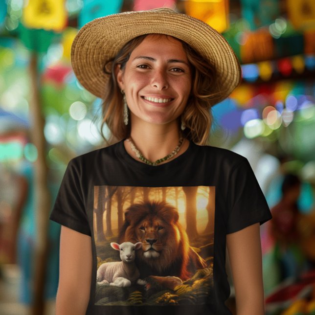 CAMISETA LION E O LAMB CHRISTIAN T SHIRTS (Criador carregado)