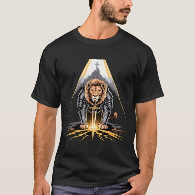 Camiseta Lion Of Judah Sword And Cross Christian Warrior  (Frente)