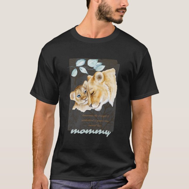 Camiseta Lioness With A Lion Cub For Mothers Day (Frente)