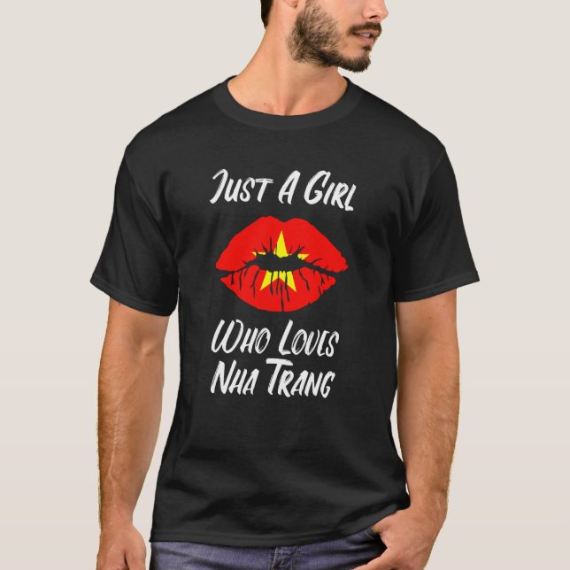 Camiseta Lips Mouth Love Vietnamese Flag Nha Trang (Frente)