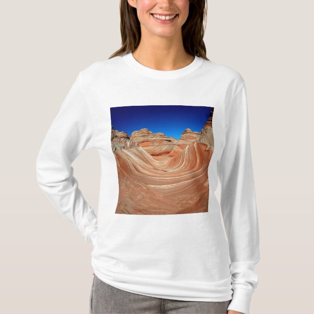 Camiseta Listras vermelhas, bege e amarelas ao vento e (Frente)