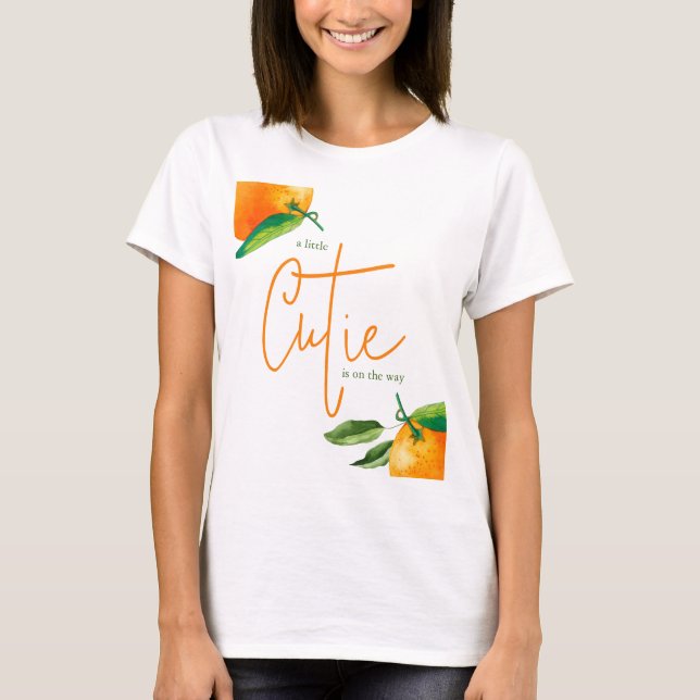 Camiseta Little Cutie está no caminho das Mamães (Frente)