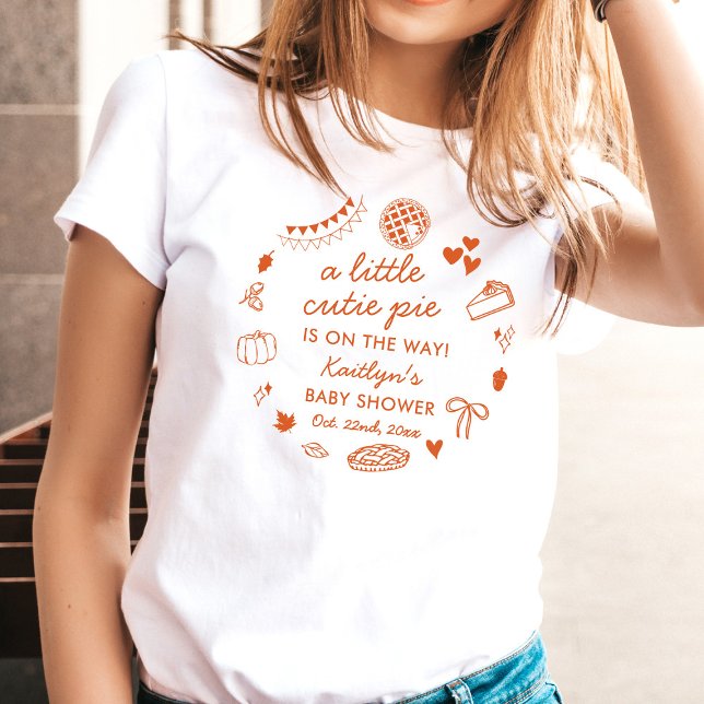 Camiseta Little Cutie Pie On The Way! Fall Baby Shower (Criador carregado)
