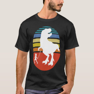 Camiseta Little Dirl andando com seu Tyrannosaurus Rex