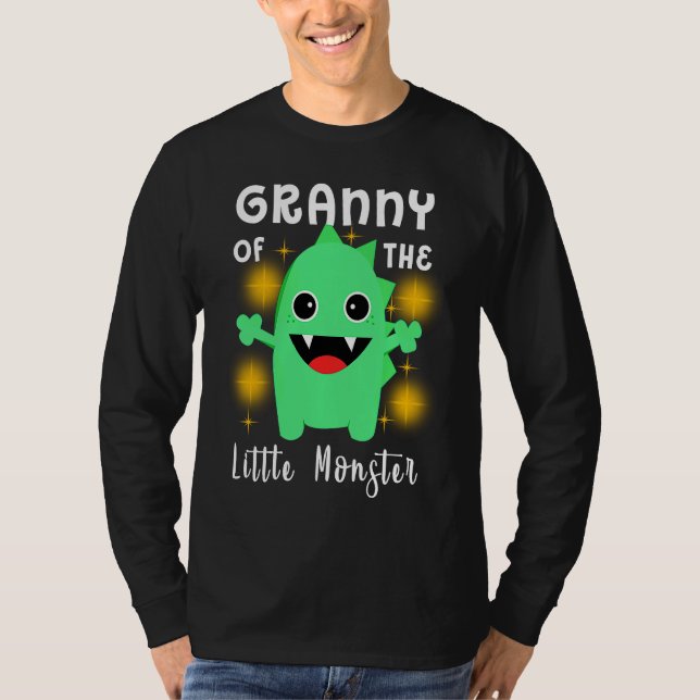 Camiseta Little Monster Outfit  Granny Of The Little Monste (Frente)