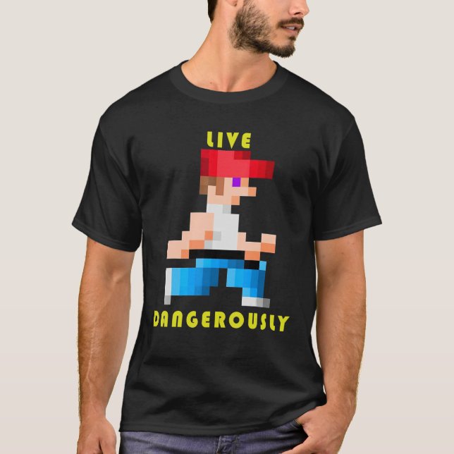 Camiseta live dangerously Retro Gaming (Frente)