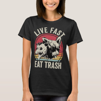 Camiseta Live Fast Comer Trash Possum E Raccoon