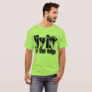 Camiseta Livin no t-shirt da borda