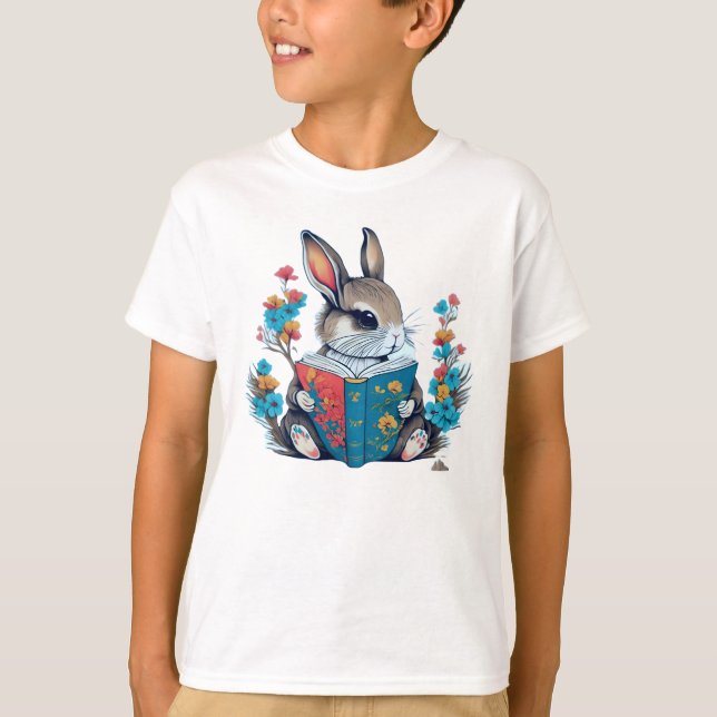 Camiseta Livro de Leitura de Coelho Adorável em Jarda Flor (Frente)