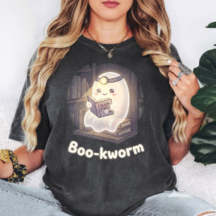 Camiseta Livro de Minhoca Fantasma Fofa Lendo Histórias Ass